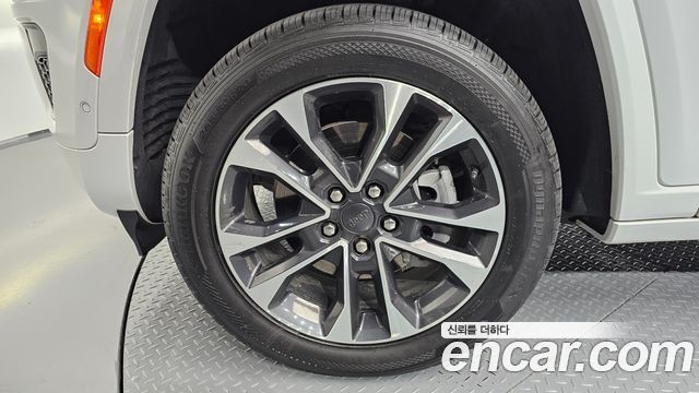 Jeep Cherokee из Кореи Encar