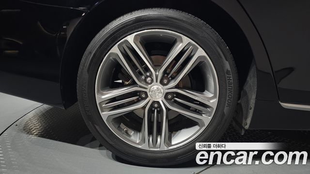Hyundai Grandeur 2.2 Diesel Premium — пробег 110 991 км — фото 5 из 5