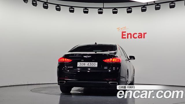 Hyundai Genesis из Кореи Encar