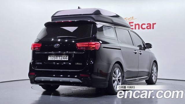 Kia Carnival из Кореи Encar