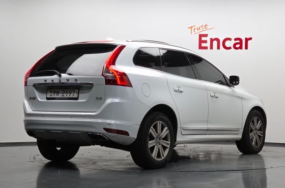 Volvo XC60 D4 1st — пробег 331 927 км — фото 2 из 5
