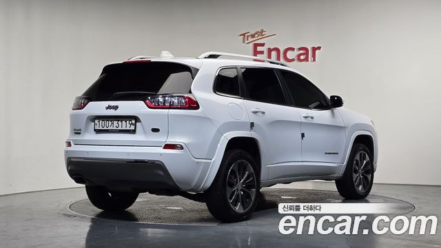 Jeep Cherokee 2.2 Diesel Overland 4WD — пробег 223 704 км — фото 2 из 5