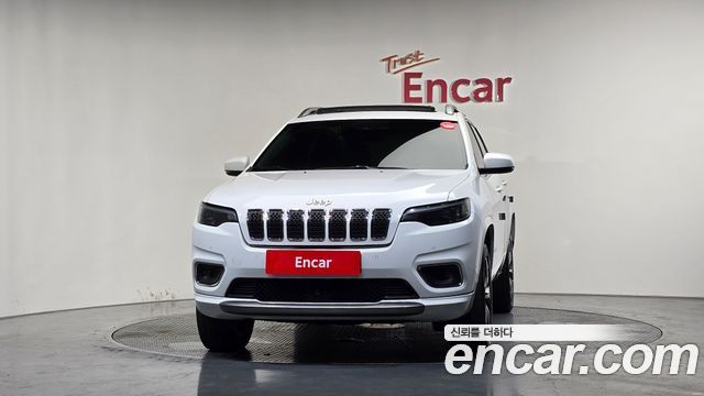 Jeep Cherokee 2.2 Diesel Overland 4WD — пробег 223 704 км — фото 3 из 5