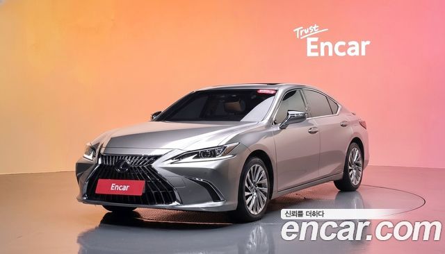 Lexus ES Luxury Plus — пробег 74 380 км — фото 1 из 5