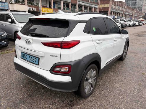 Hyundai Kona Premium — пробег 43 771 км — фото 4 из 5