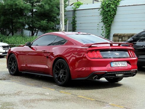 Ford Mustang Coupe — пробег 113 900 км — фото 3 из 5