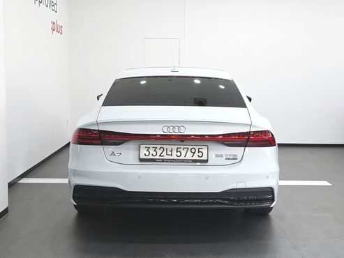 Audi A7 55 TFSI Quattro Premium — пробег 12 366 км — фото 4 из 5