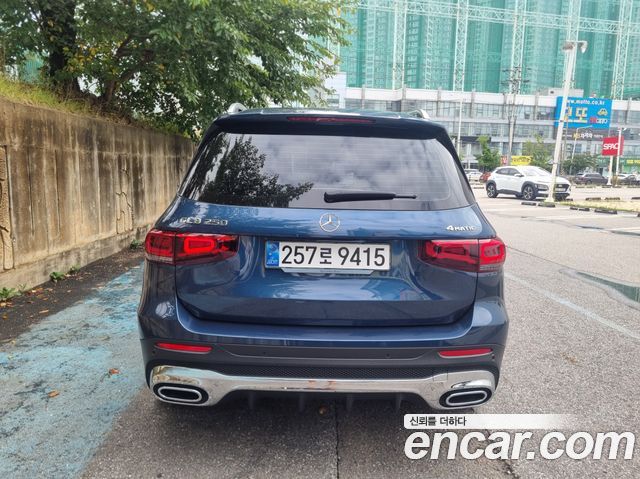 Mercedes-Benz GLB-Class GLB250 4MATIC — пробег 38 000 км — фото 4 из 5