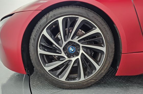 BMW i8 Coupe — пробег 29 926 км — фото 5 из 5