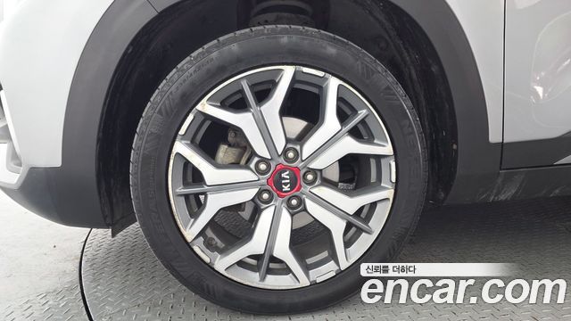 Kia Seltos из Кореи Encar