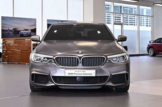 BMW 5-Series M550d xDrive — пробег 125 460 км — фото 3 из 5