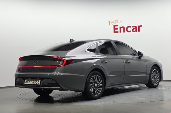 Hyundai Sonata Premium Plus — пробег 118 286 км — фото 2 из 5