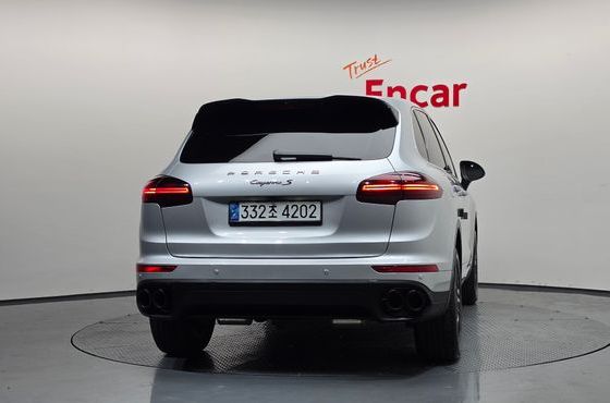 Porsche Cayenne 4.8 S 958 — пробег 119 101 км — фото 4 из 5