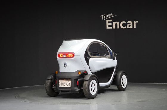 Renault (Samsung) Twizy Life(2-Seater) — пробег 48 км — фото 2 из 5