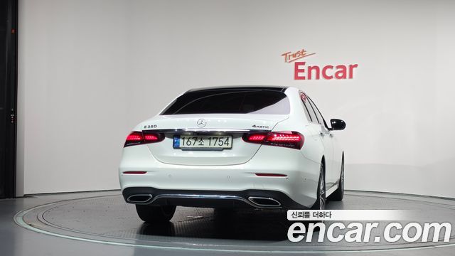Mercedes-Benz E-Class из Кореи Encar