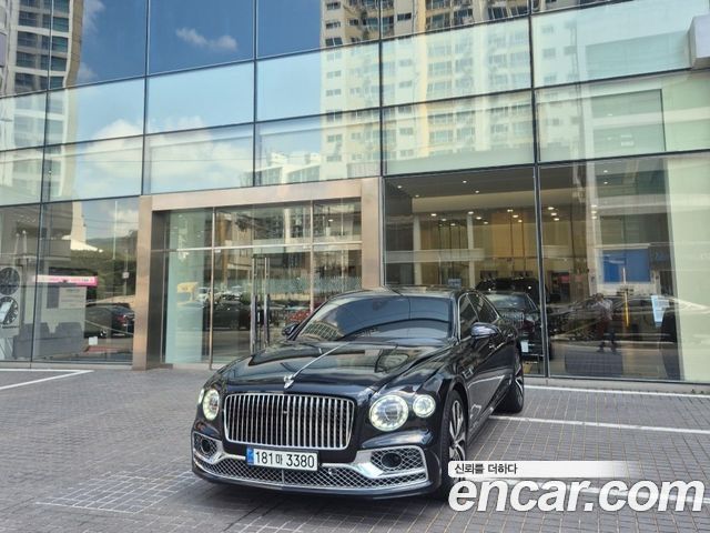 Bentley Flying Spur 4.0 Azure — пробег 55 200 км — фото 1 из 5