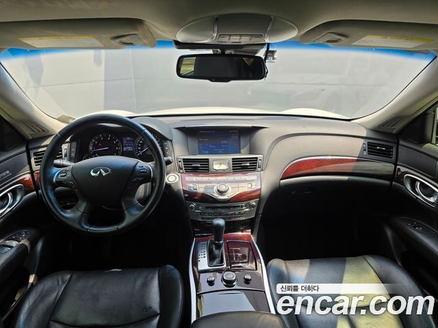 Infiniti Q70 из Кореи Encar