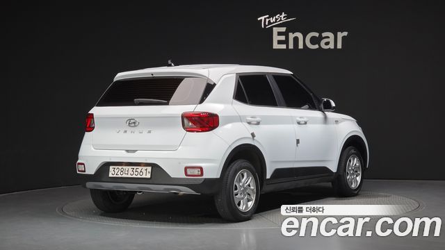 Hyundai Venue из Кореи Encar