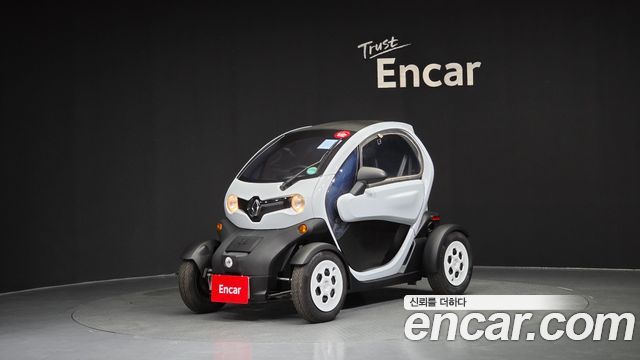 Renault (Samsung) Twizy Life(2-Seater) — пробег 45 км — фото 1 из 5