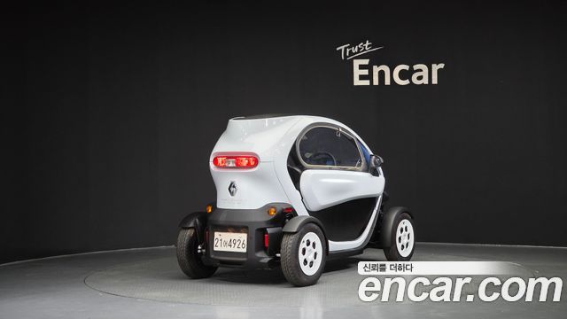 Renault (Samsung) Twizy Life(2-Seater) — пробег 45 км — фото 2 из 5