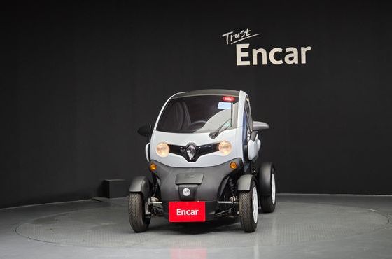 Renault (Samsung) Twizy Life(2-Seater) — пробег 45 км — фото 3 из 5