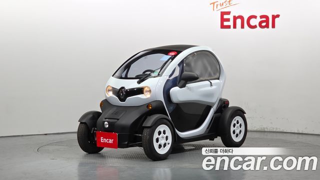 Renault (Samsung) Twizy Life(2-Seater) — пробег 28 км — фото 1 из 5