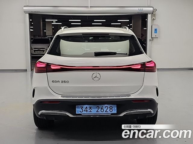 Mercedes-Benz EQA из Кореи Encar