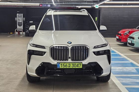 BMW X7 xDrive 40i M Sport 6STR — пробег 6 561 км — фото 3 из 5