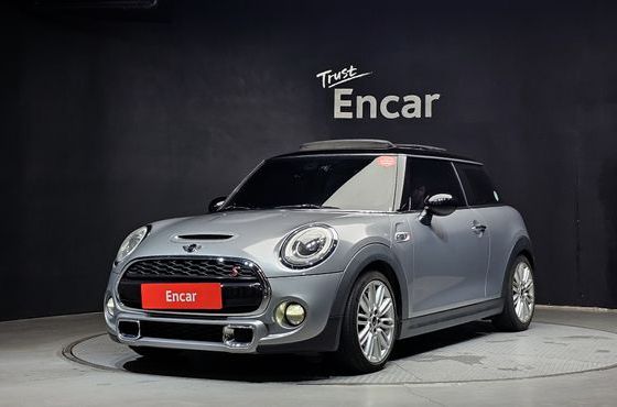 Mini Cooper Standard Third Generation — пробег 115 978 км — фото 1 из 5
