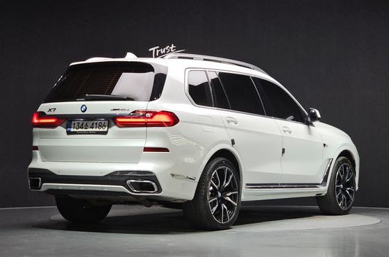 BMW X7 xDrive 40d M Sport 6STR — пробег 43 318 км — фото 2 из 5