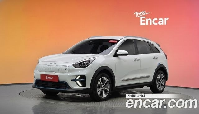 Kia Niro Prestige — пробег 40 223 км — фото 1 из 5