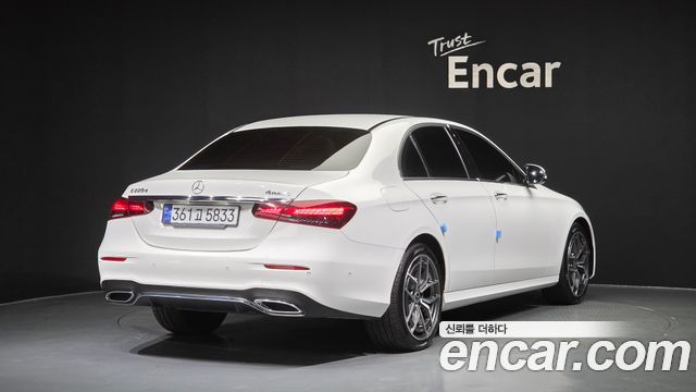 Mercedes-Benz E-Class из Кореи Encar