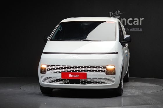 Hyundai Staria Cargo 3-Seater Smart — пробег 26 979 км — фото 3 из 5