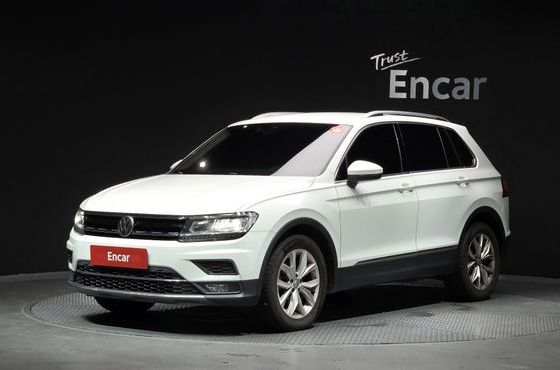 Volkswagen Tiguan 2.0 TDI Premium — пробег 211 475 км — фото 1 из 5
