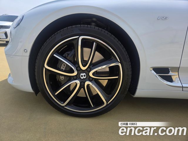 Bentley Continental 4.0 GT — пробег 22 500 км — фото 5 из 5