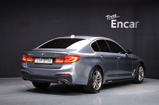 BMW 5-Series 530i M Sport Package Plus — пробег 110 759 км — фото 2 из 5