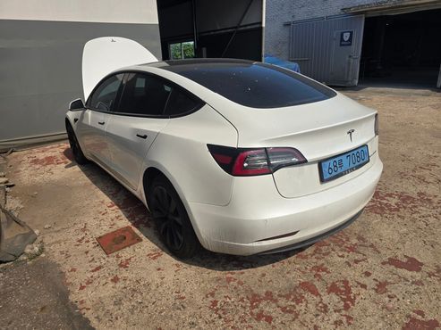 Tesla Model 3 Long Range AWD — пробег 99 447 км — фото 4 из 5
