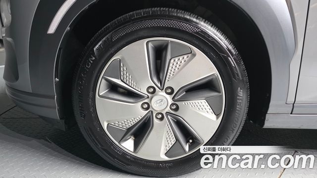 Hyundai Kona из Кореи Encar