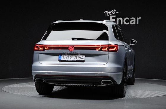Volkswagen Touareg 3.0 TDI Prestige — пробег 1 361 км — фото 4 из 5