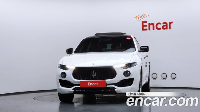 Maserati Levante 3.0 AWD Sport — пробег 95 503 км — фото 3 из 5