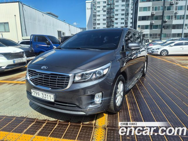 Kia Carnival 11-seater Luxury — пробег 93 560 км — фото 2 из 5