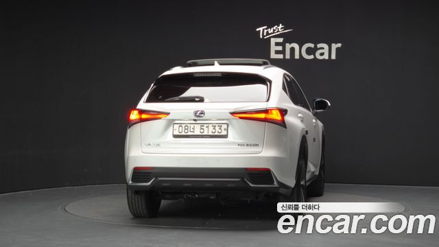 Lexus NX Supreme — пробег 56 935 км — фото 4 из 5