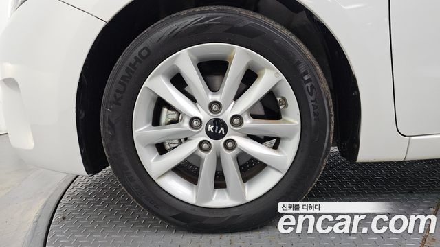 Kia K3 из Кореи Encar