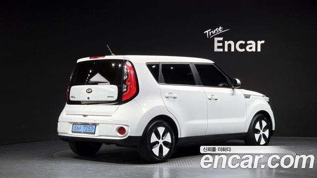 Kia Soul EV — пробег 87 728 км — фото 2 из 5