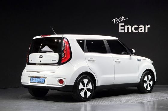 Kia Soul EV — пробег 87 728 км — фото 2 из 5
