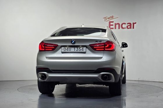 BMW X6 xDrive 30d — пробег 120 150 км — фото 4 из 5