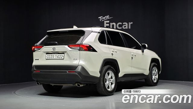 Toyota RAV4 2.5 2WD — пробег 128 047 км — фото 2 из 5