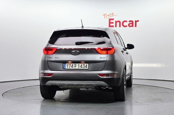Kia Sportage Diesel 1.7 2WD Trendy — пробег 69 911 км — фото 4 из 5
