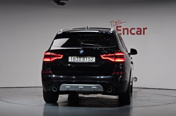 BMW X3 xDrive 20d — пробег 153 701 км — фото 4 из 5