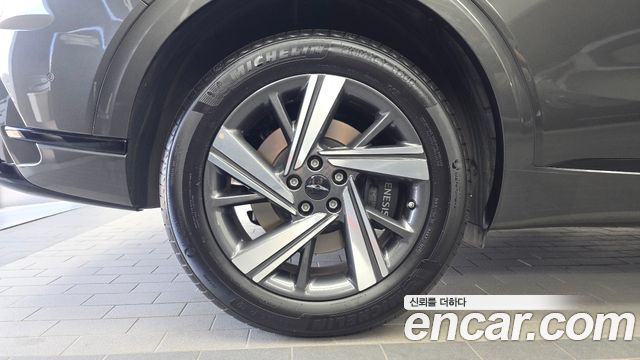 Genesis GV70 из Кореи Encar